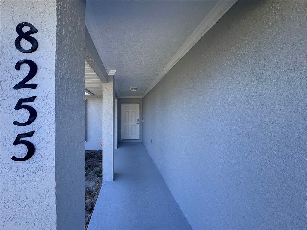 8255 102nd Avenue, Vero Beach, FL 32967 Photo