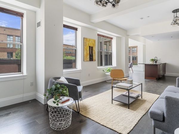 35 Fay St, Unit 401, Boston, MA 02118