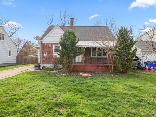 382 Windermere Boulevard , Buffalo, NY 14226