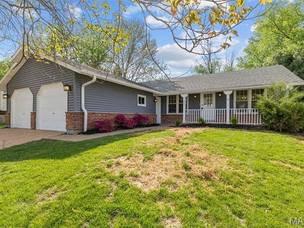 1433 Glenlea Drive , Maryland Heights, MO 63043