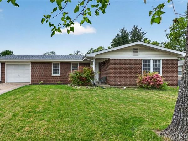 109 Keene Court, St Charles, MO 63303