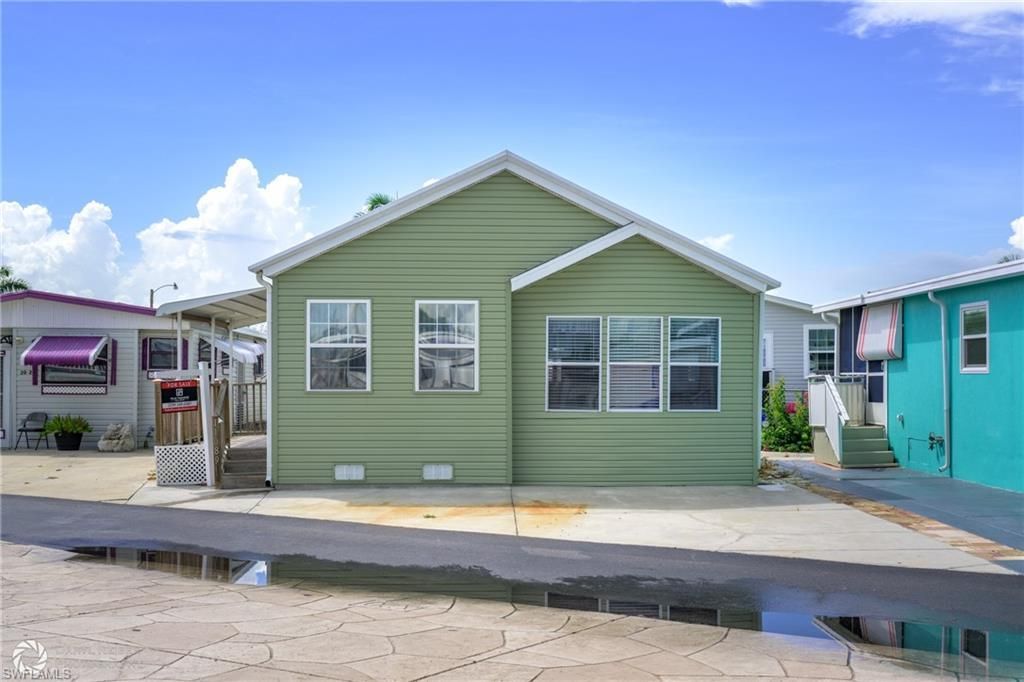 11089 Sunglow Ln, Fort Myers, FL 33908 Photo