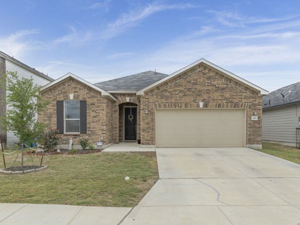 417 Cordova Crossing, Seguin, TX 78155