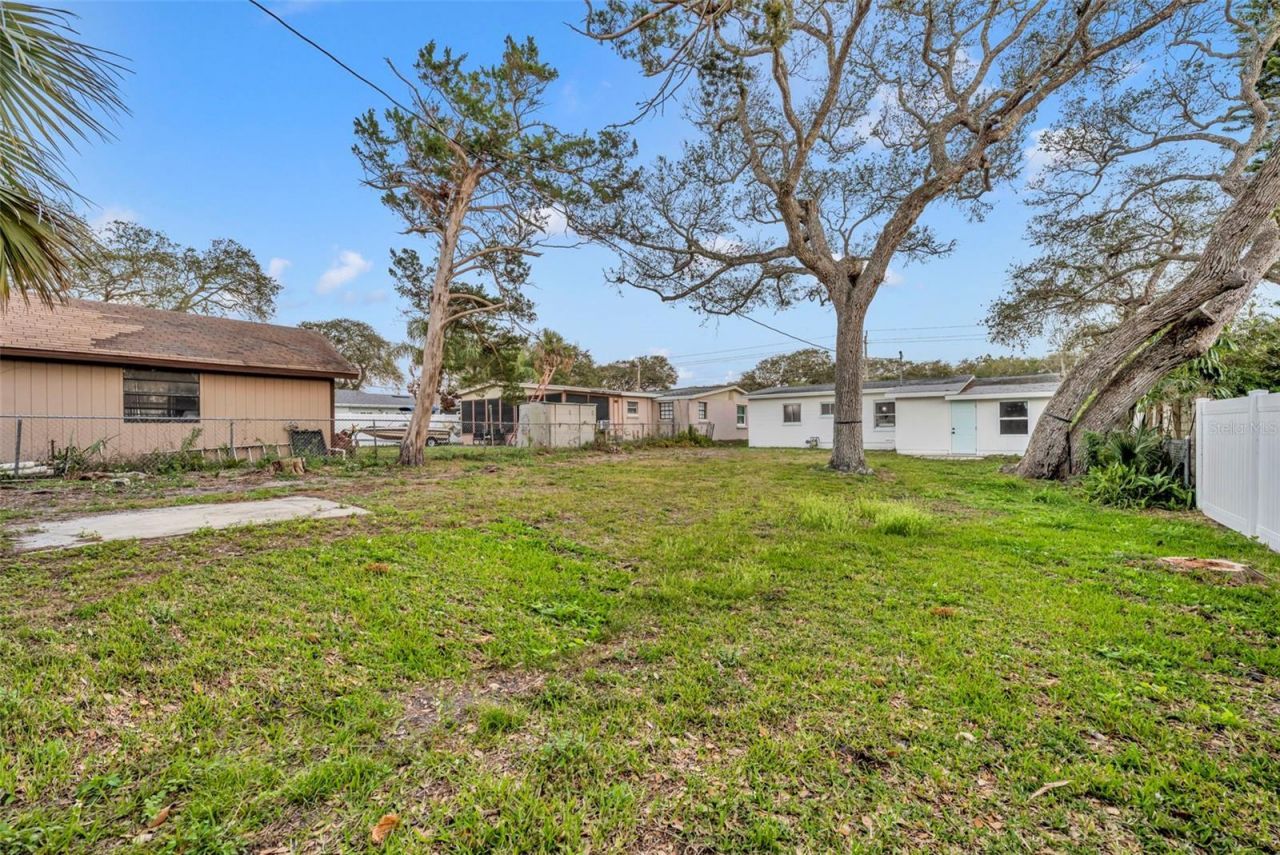 798 E 26th Avenue, New Smyrna Beach, FL 32169 Photo