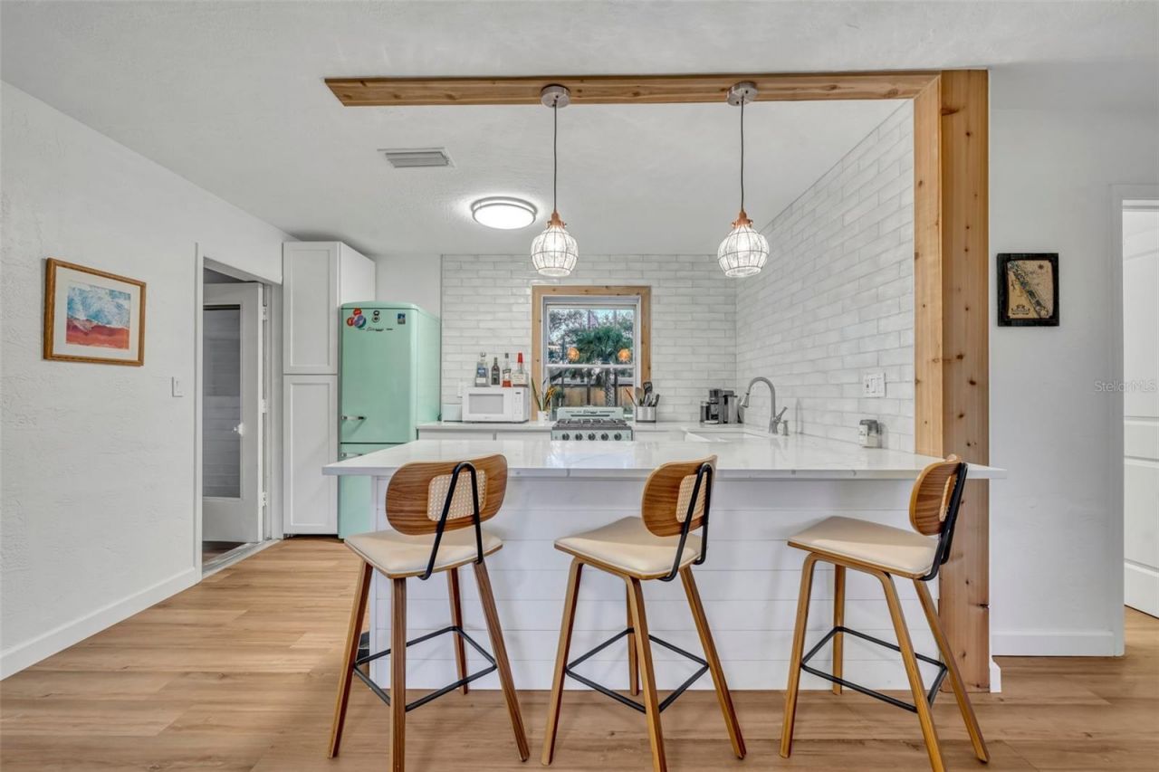 798 E 26th Avenue, New Smyrna Beach, FL 32169 Photo