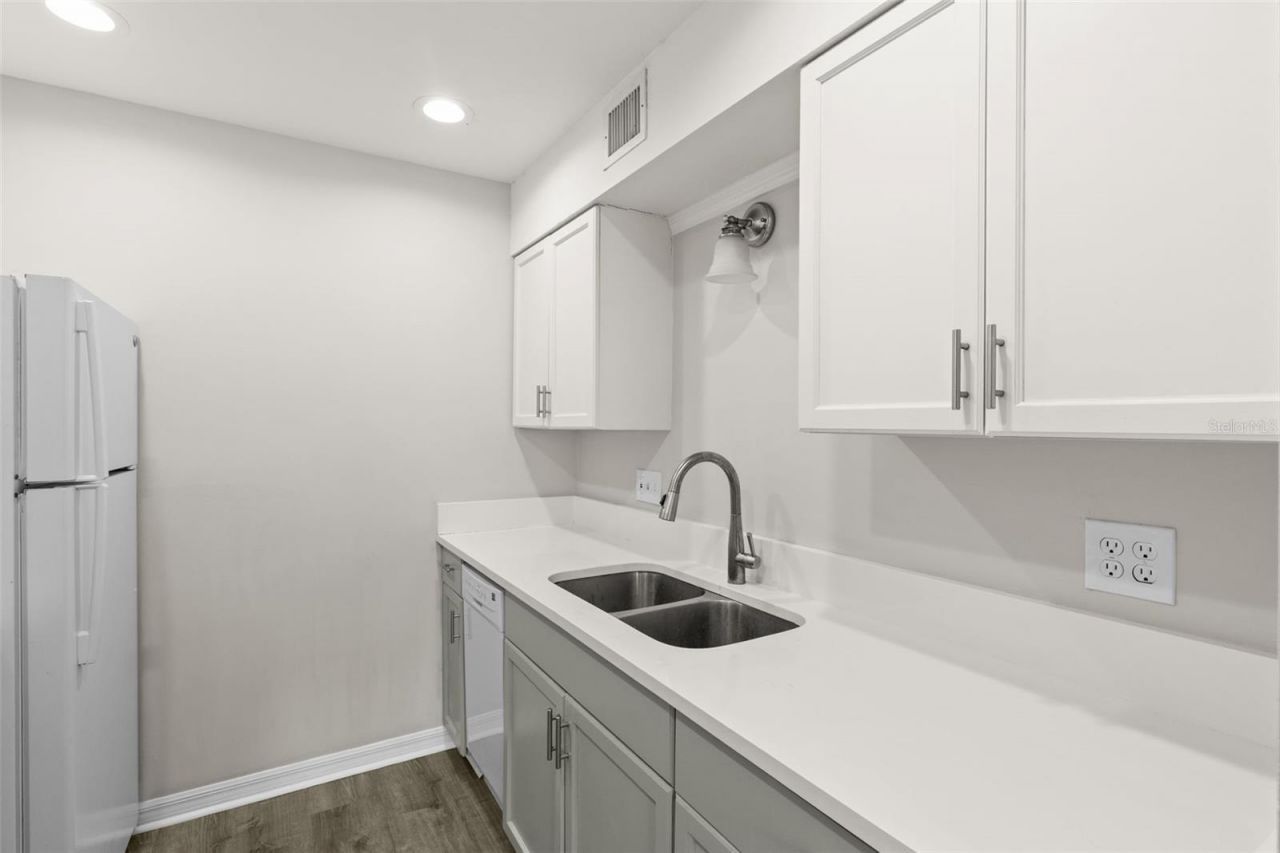350 79th Avenue N, Unit 134, Saint Petersburg, FL 33702 Photo