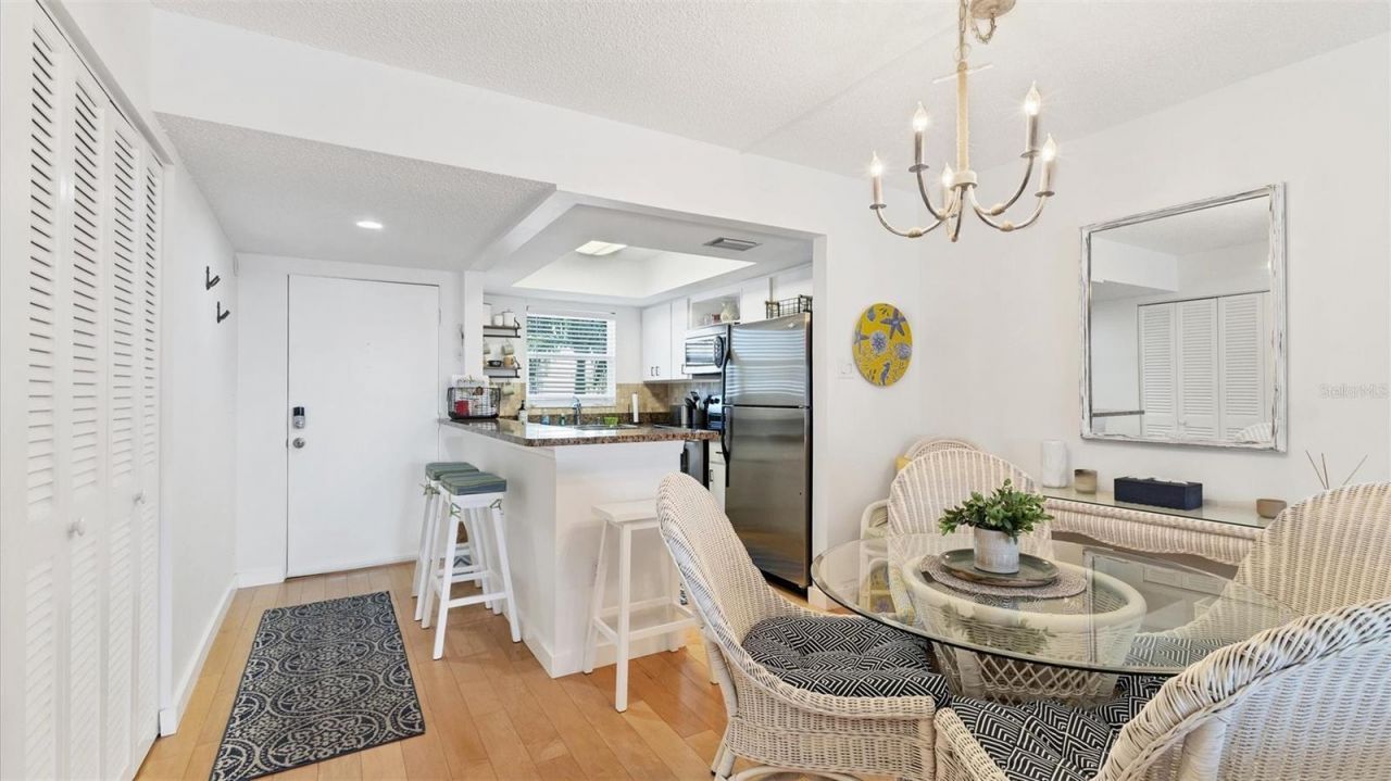 9200 Midnight Pass Road, Unit 24, Sarasota, FL 34242 Photo