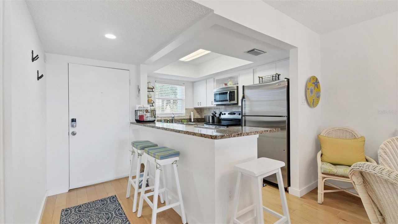 9200 Midnight Pass Road, Unit 24, Sarasota, FL 34242 Photo