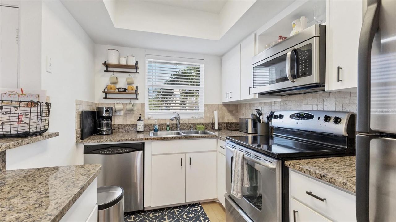 9200 Midnight Pass Road, Unit 24, Sarasota, FL 34242 Photo
