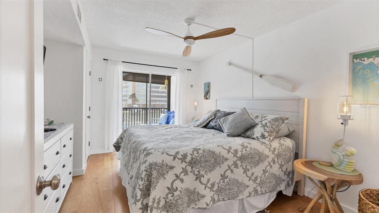9200 Midnight Pass Road, Unit 24, Sarasota, FL 34242 Photo