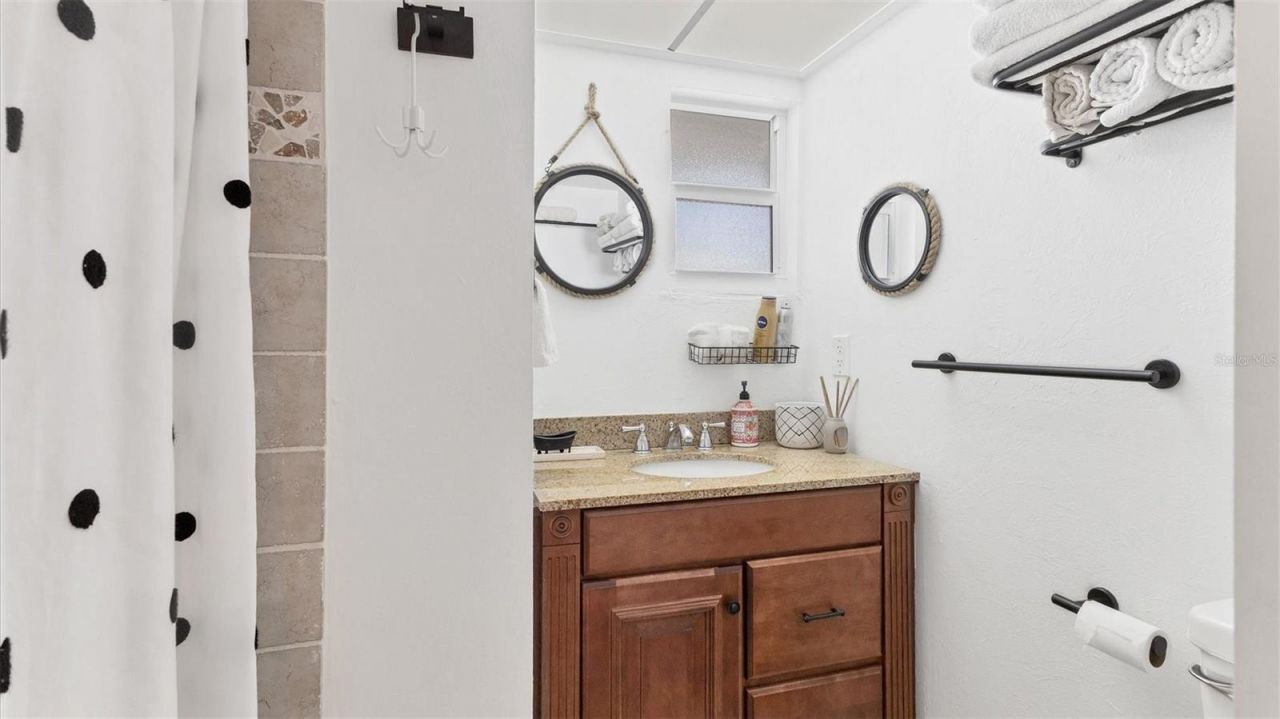 9200 Midnight Pass Road, Unit 24, Sarasota, FL 34242 Photo
