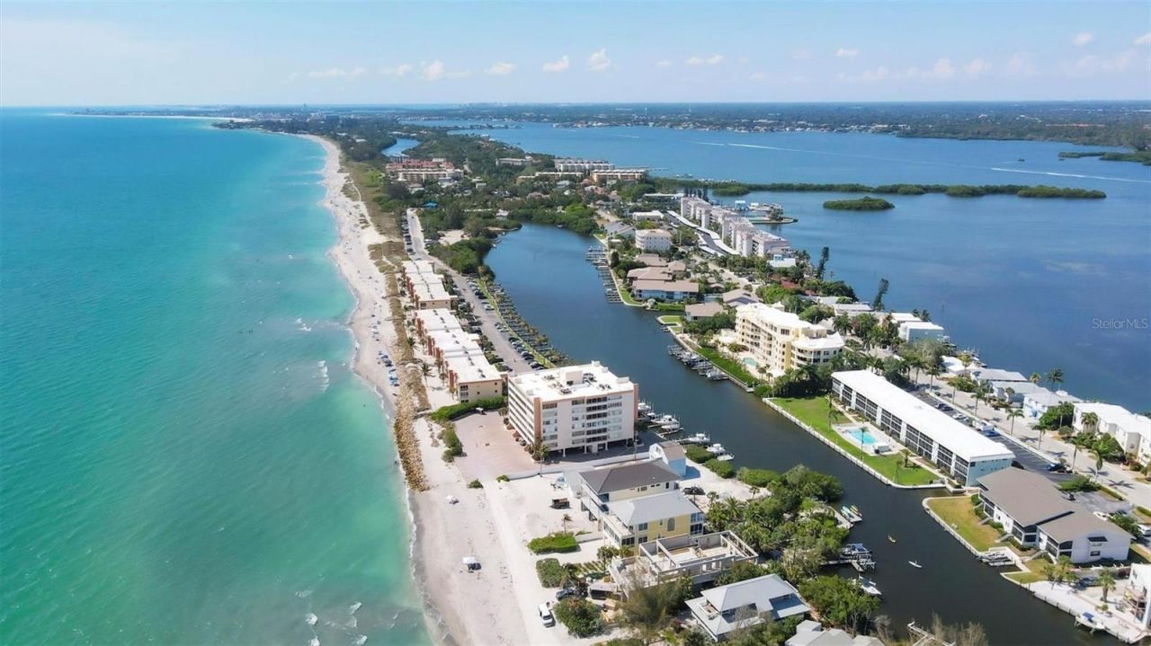 9200 Midnight Pass Road, Unit 24, Sarasota, FL 34242 Photo