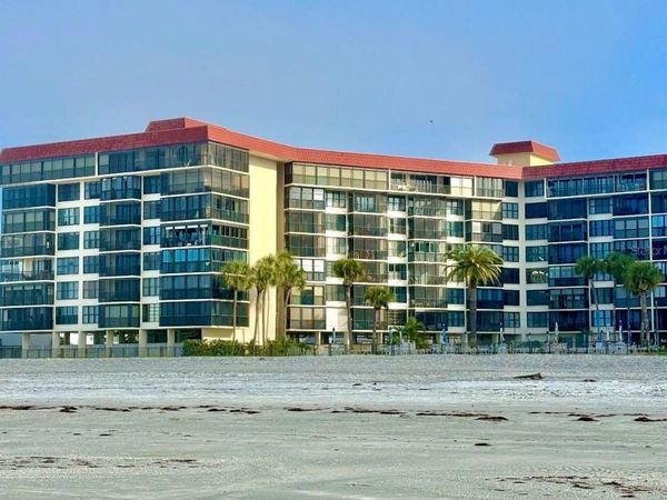 18304 GULF BOULEVARD , Unit 105, REDINGTON SHORES, FL 33708
