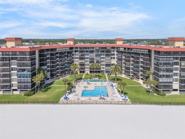 18304 GULF BOULEVARD, Unit 105, REDINGTON SHORES, FL 33708