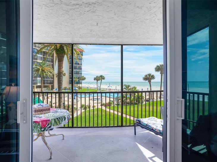 18304 Gulf Boulevard, Unit 105, Redington Shores, FL 33708