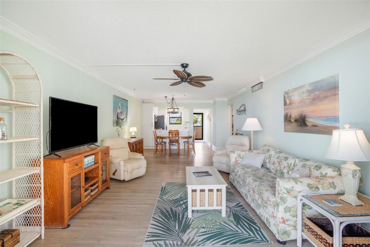 18304 Gulf Boulevard, Unit 105, Redington Shores, FL 33708 Photo