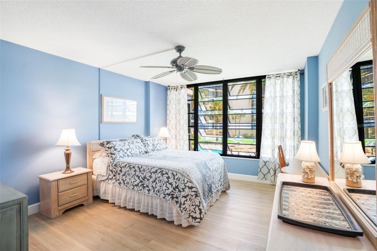 18304 Gulf Boulevard, Unit 105, Redington Shores, FL 33708 Photo