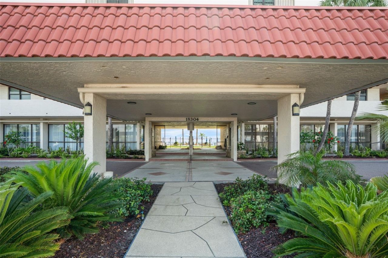 18304 Gulf Boulevard, Unit 105, Redington Shores, FL 33708 Photo