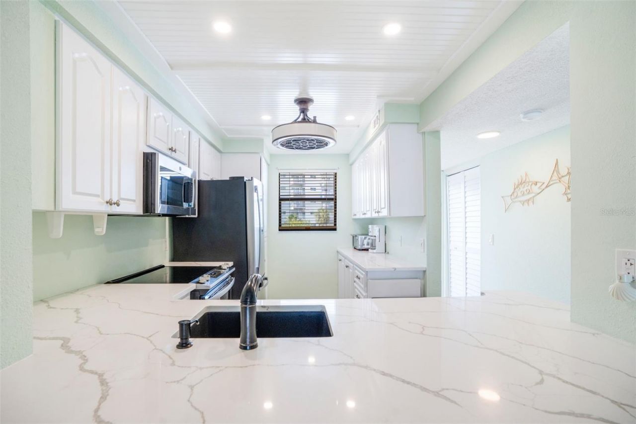 18304 Gulf Boulevard, Unit 105, Redington Shores, FL 33708 Photo