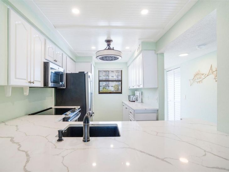 18304 Gulf Boulevard, Unit 105, Redington Shores, FL 33708