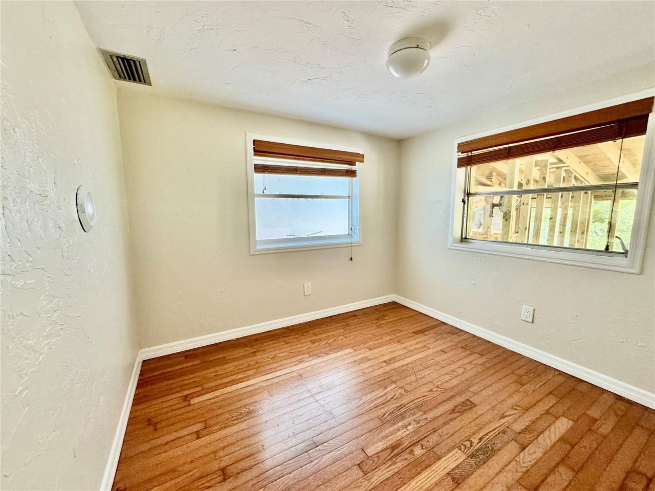 1335 40th Street , Sarasota, FL 34234 Photo