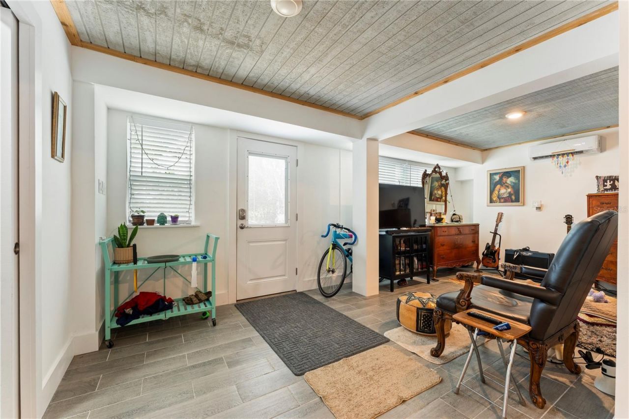 1335 40th Street , Sarasota, FL 34234 Photo