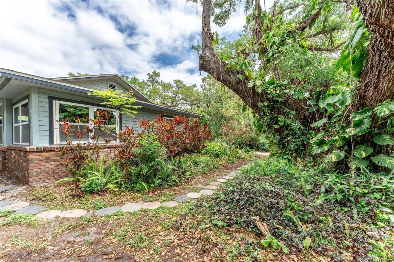 1335 40th Street , Sarasota, FL 34234 Photo