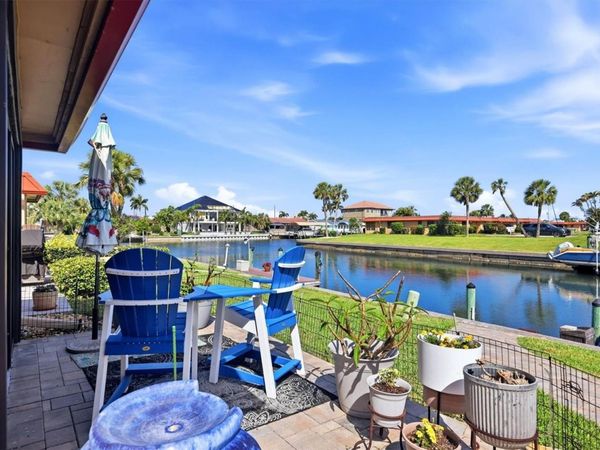 9528 ANTIQUA COVE, Unit 9528, BRADENTON, FL 34210