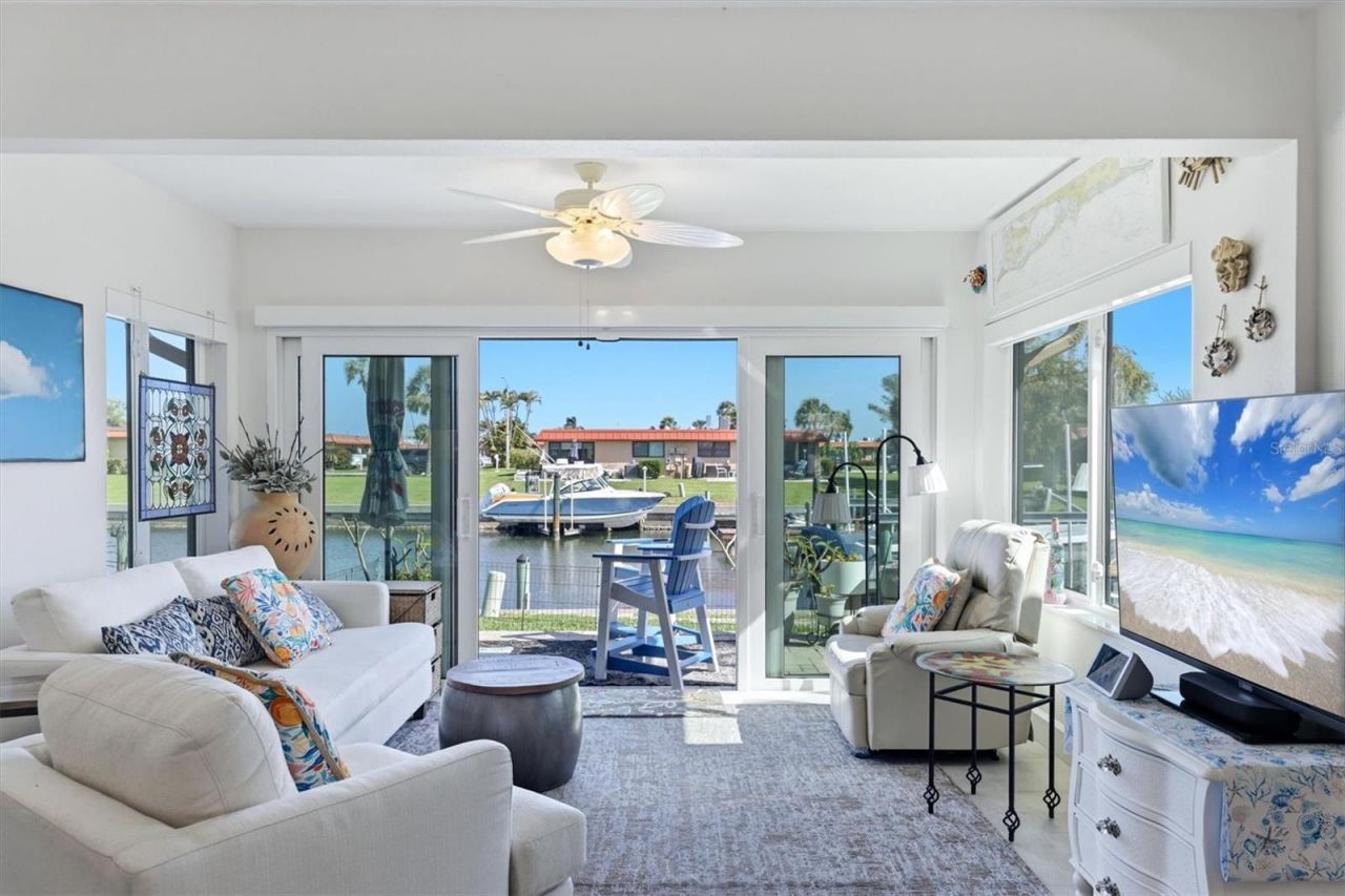 9528 Antiqua Cove, Unit 9528, Bradenton, FL 34210 Photo