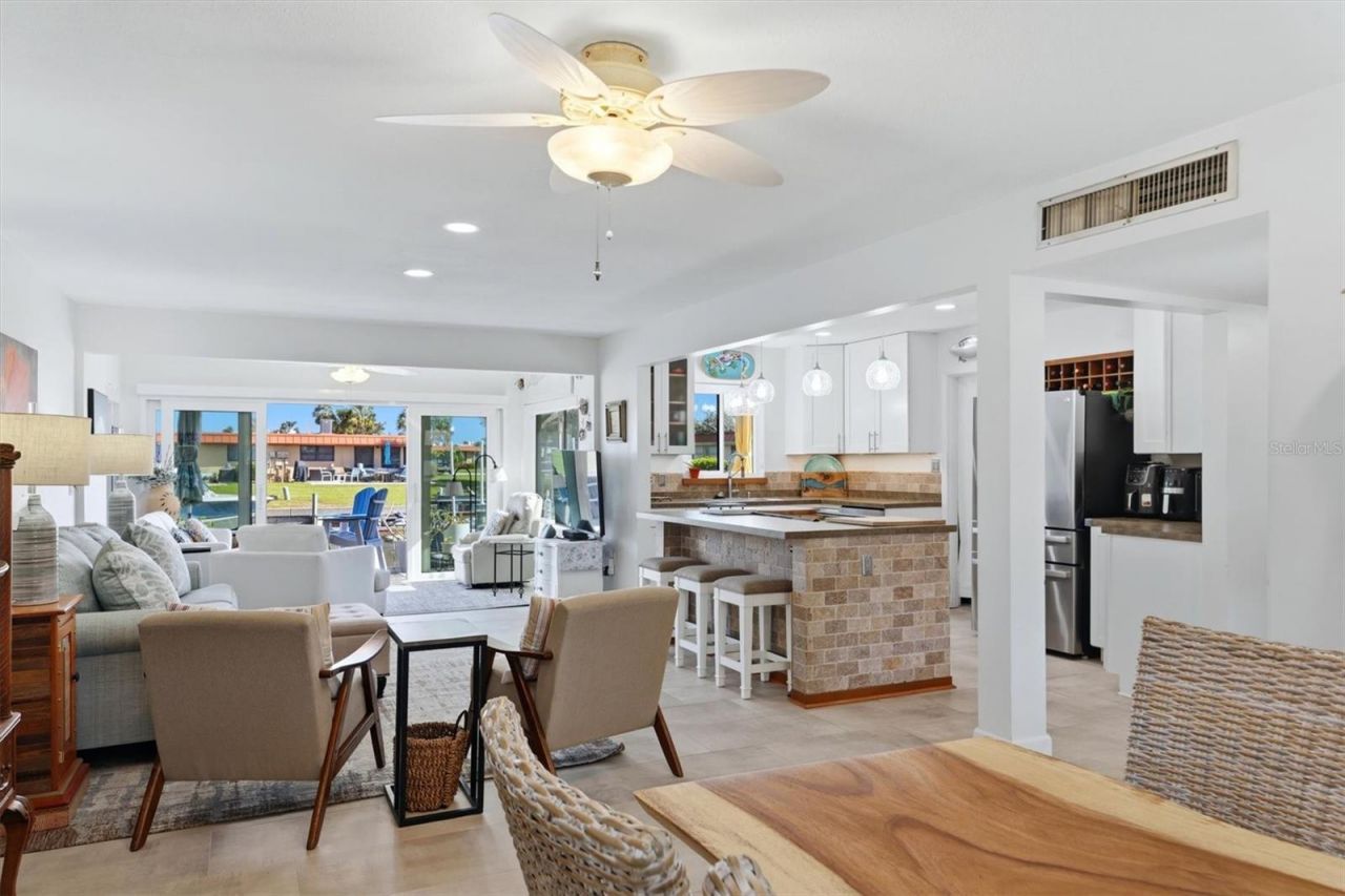 9528 Antiqua Cove, Unit 9528, Bradenton, FL 34210 Photo