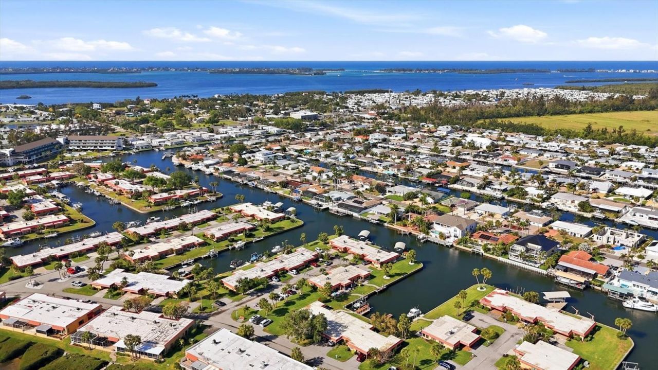 9528 Antiqua Cove, Unit 9528, Bradenton, FL 34210 Photo