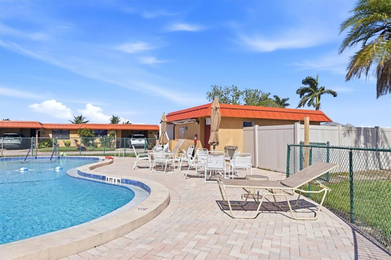 9528 Antiqua Cove, Unit 9528, Bradenton, FL 34210 Photo