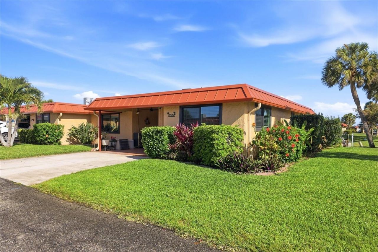 9528 Antiqua Cove, Unit 9528, Bradenton, FL 34210 Photo