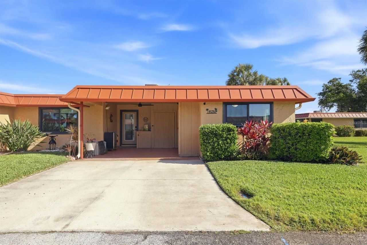 9528 Antiqua Cove, Unit 9528, Bradenton, FL 34210 Photo