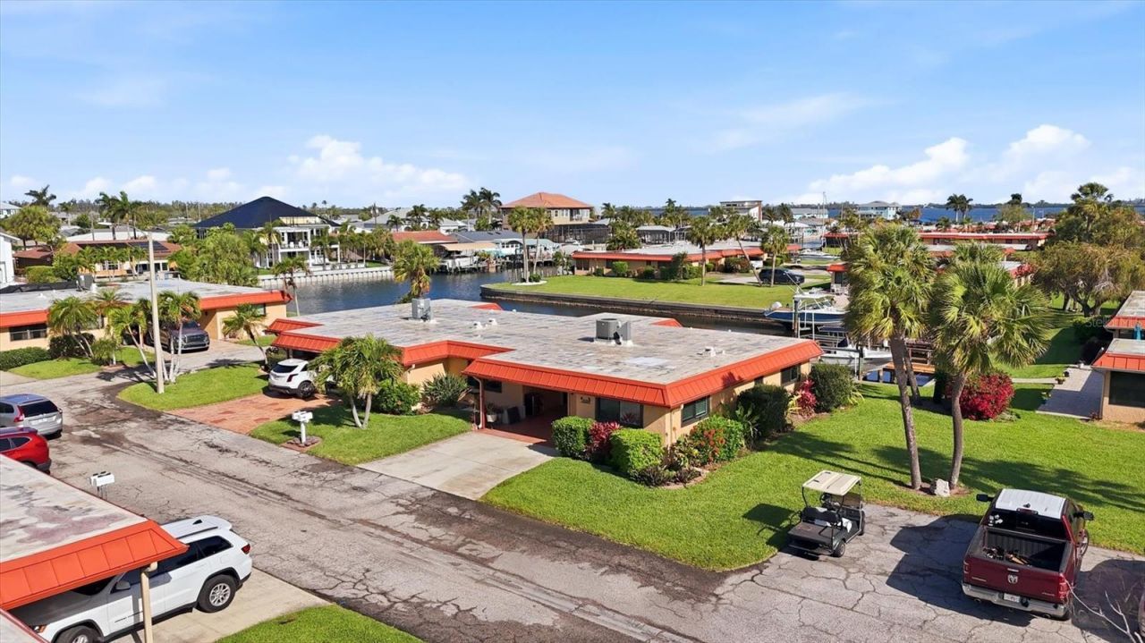 9528 Antiqua Cove, Unit 9528, Bradenton, FL 34210 Photo