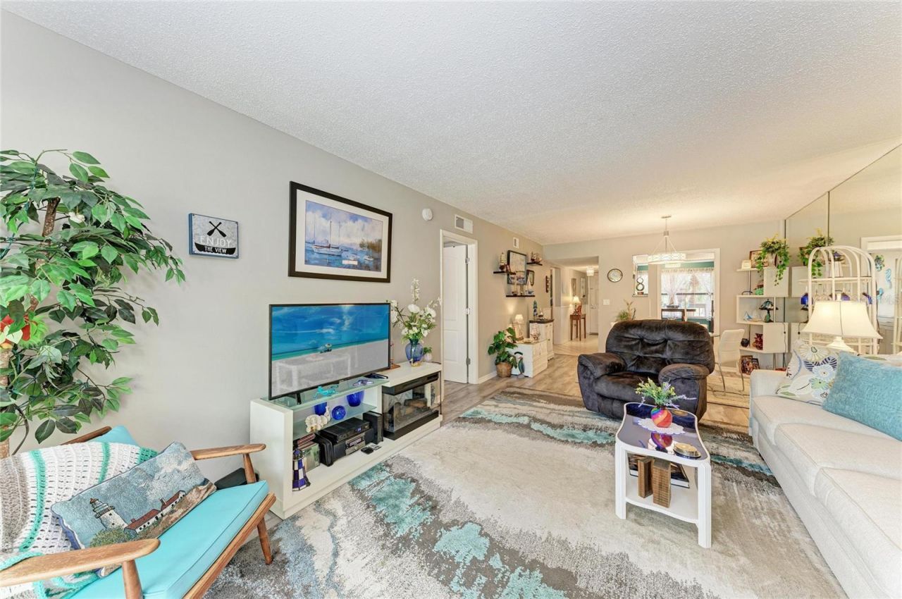 625 30th Avenue W, Unit G203, Bradenton, FL 34205 Photo