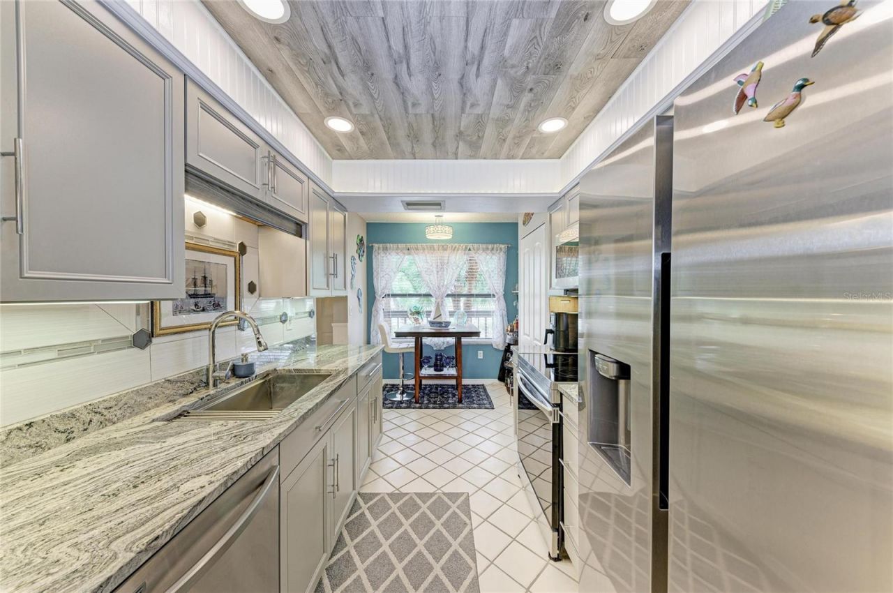 625 30th Avenue W, Unit G203, Bradenton, FL 34205 Photo