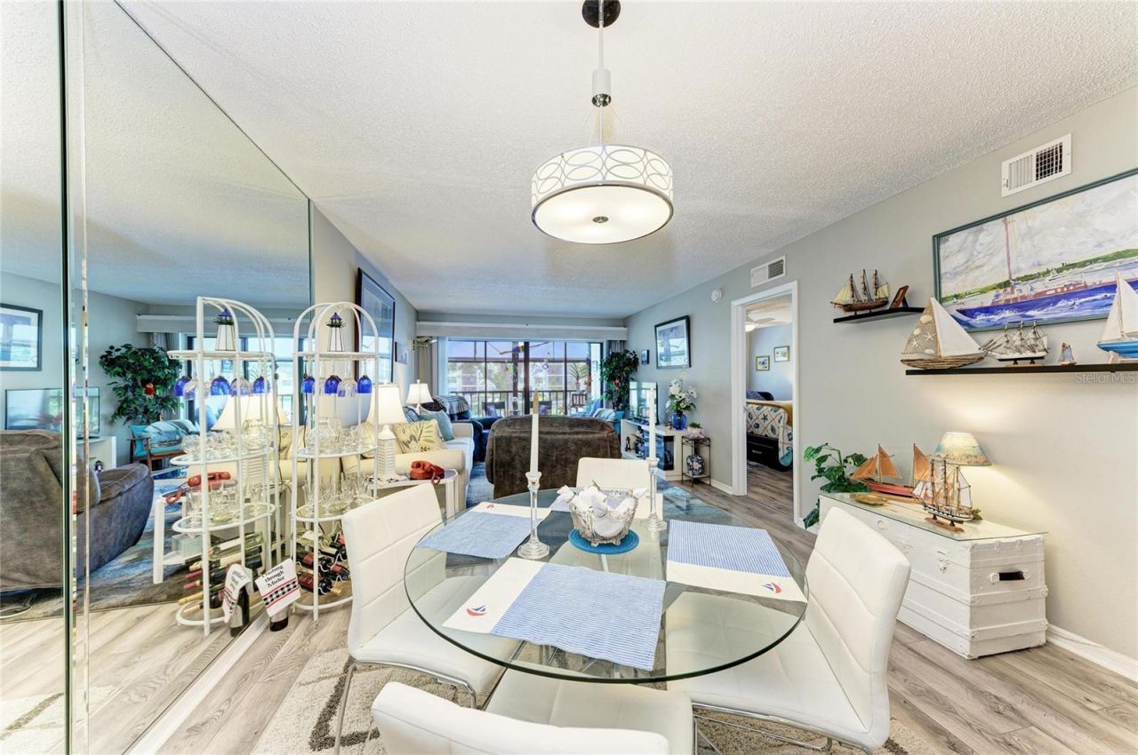 625 30th Avenue W, Unit G203, Bradenton, FL 34205 Photo