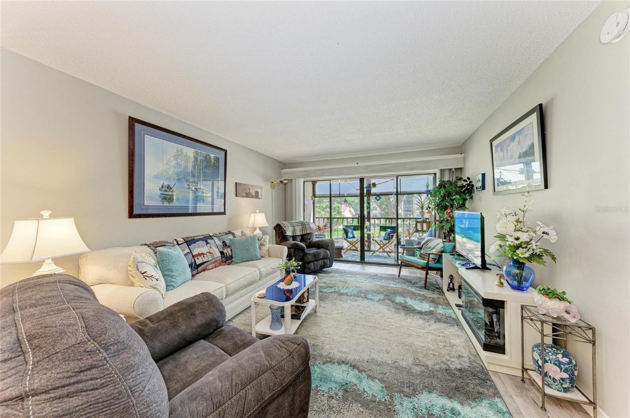 625 30th Avenue W, Unit G203, Bradenton, FL 34205 Photo