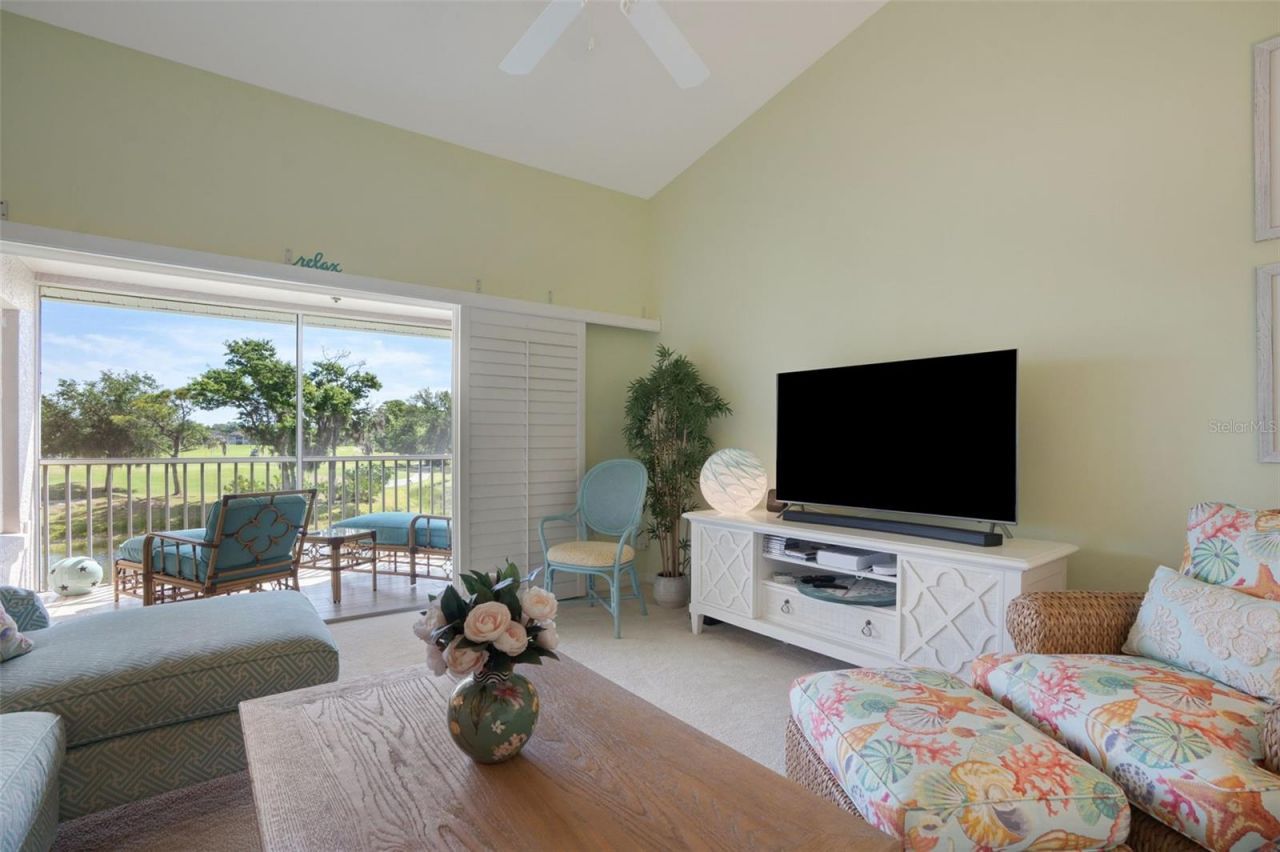 5310 Hyland Hills Avenue, Unit 2124, Sarasota, FL 34241 Photo