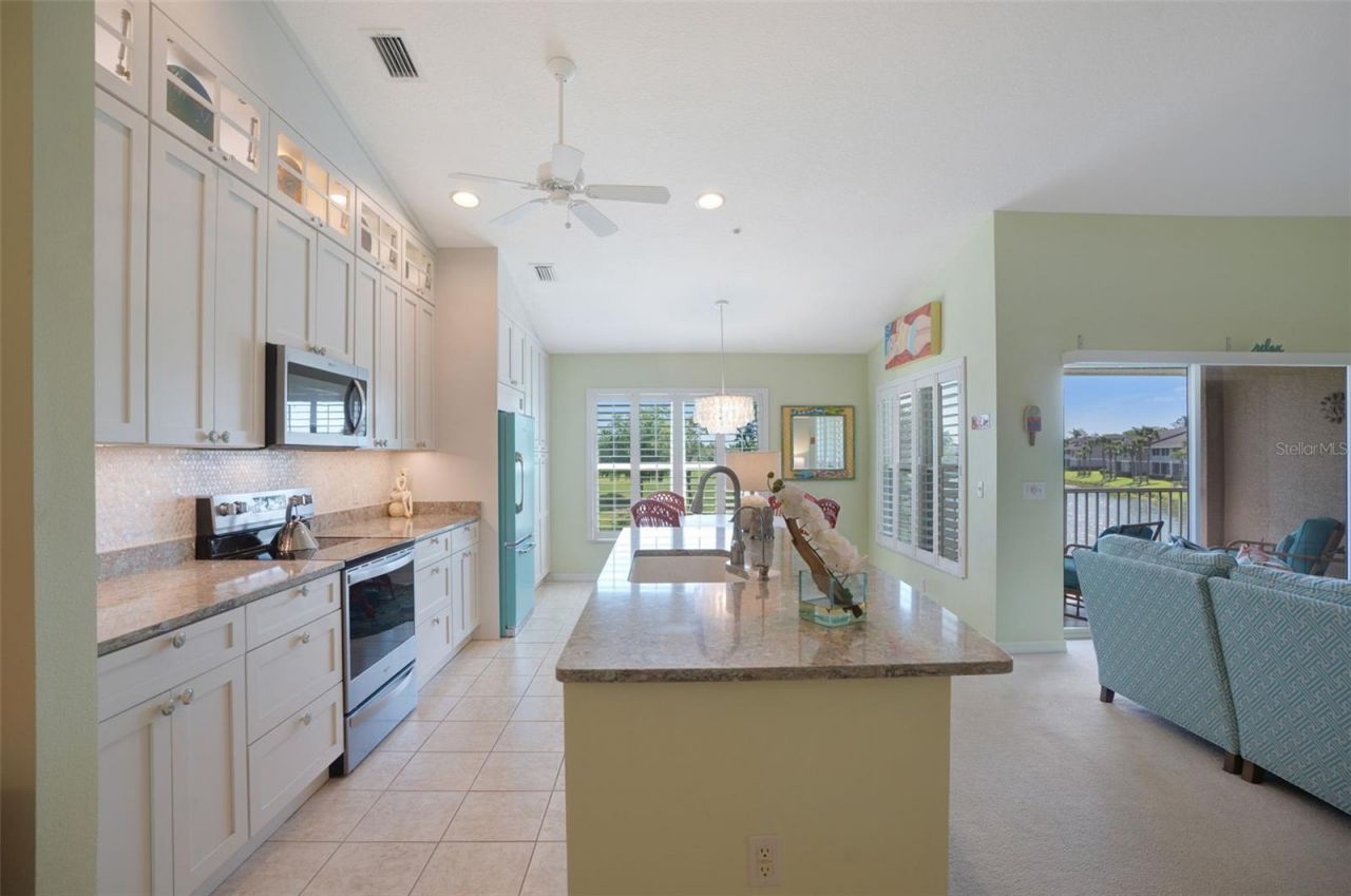 5310 Hyland Hills Avenue, Unit 2124, Sarasota, FL 34241 Photo