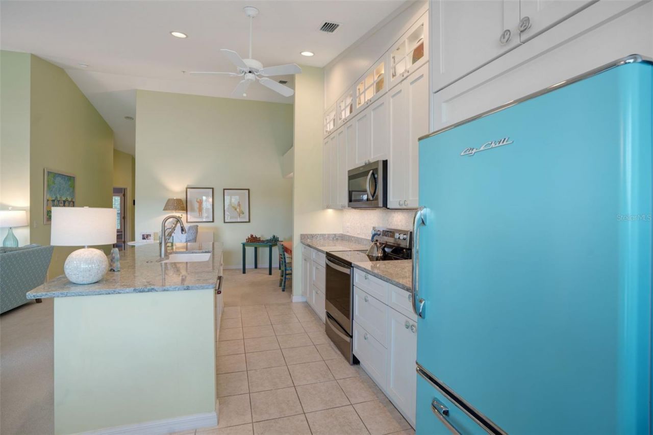 5310 Hyland Hills Avenue, Unit 2124, Sarasota, FL 34241 Photo