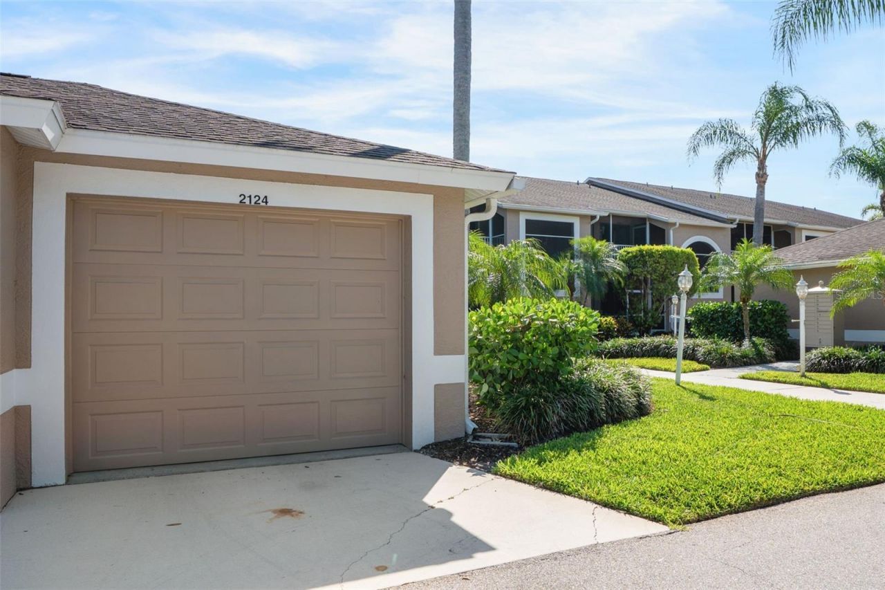 5310 Hyland Hills Avenue, Unit 2124, Sarasota, FL 34241 Photo