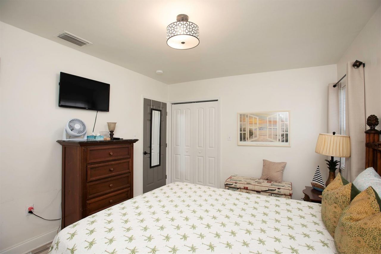 519 51st Street W, Bradenton, FL 34209 Photo