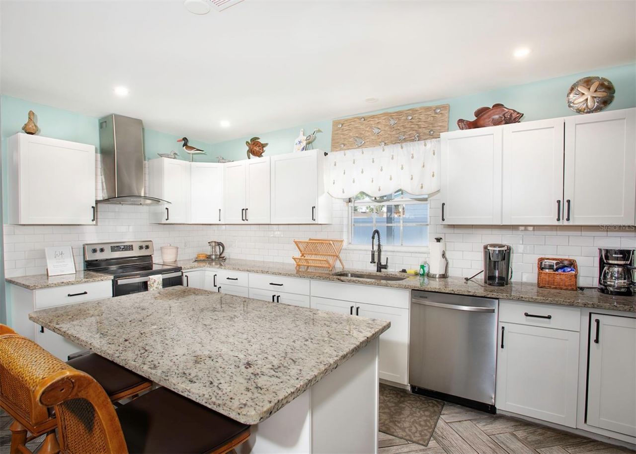 519 51st Street W, Bradenton, FL 34209 Photo