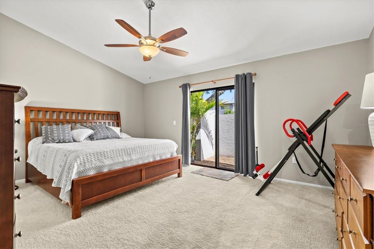 4566 Hidden View Place, Unit 7, Sarasota, FL 34235 Photo