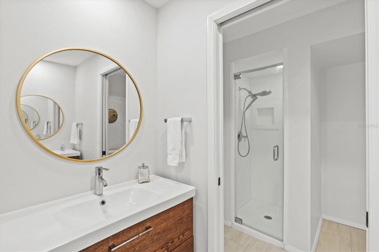 4566 Hidden View Place, Unit 7, Sarasota, FL 34235 Photo