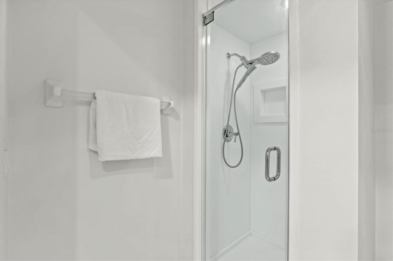 4566 Hidden View Place, Unit 7, Sarasota, FL 34235 Photo