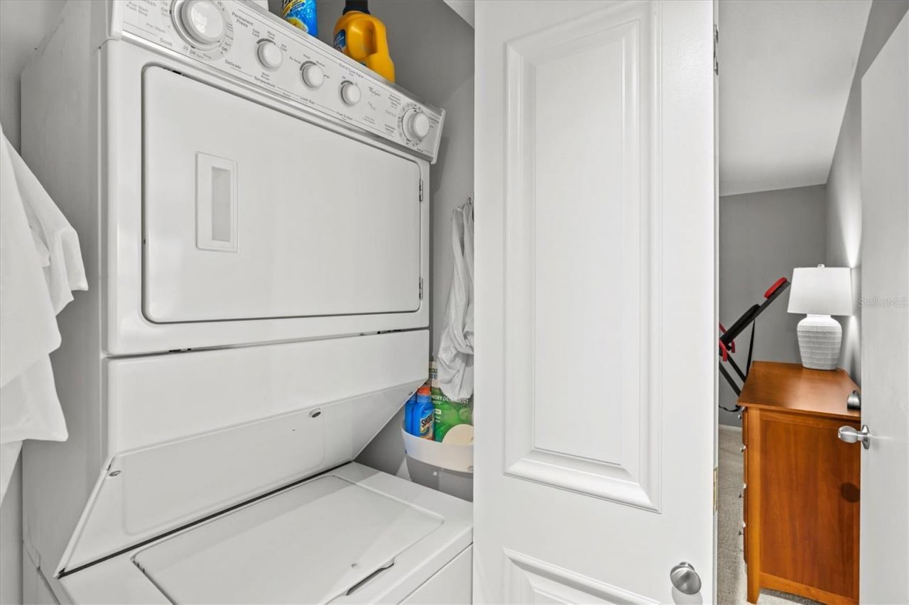 4566 Hidden View Place, Unit 7, Sarasota, FL 34235 Photo
