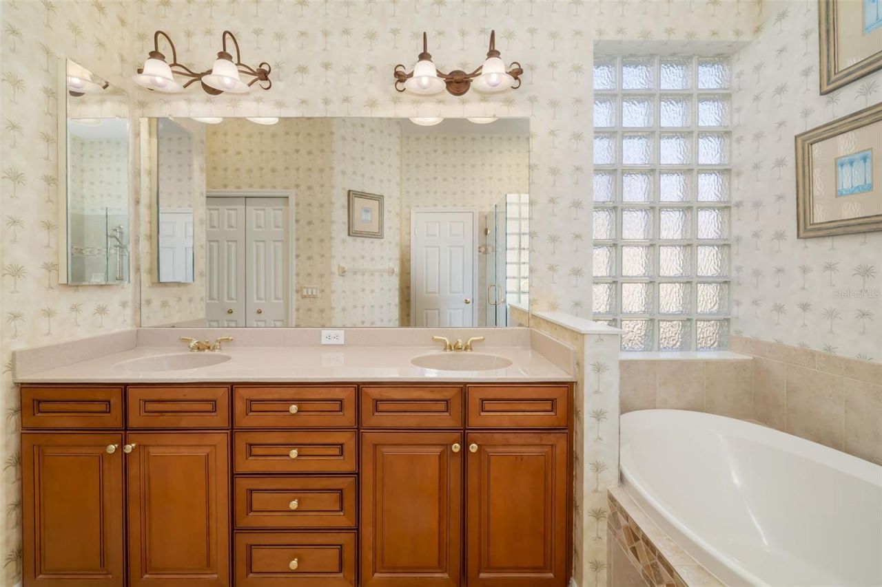 9811 Portside Terrace , Bradenton, FL 34212 Photo